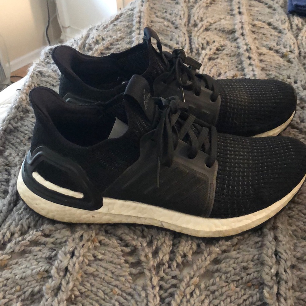 Adidas ultra boost black shoes. Size 7.5